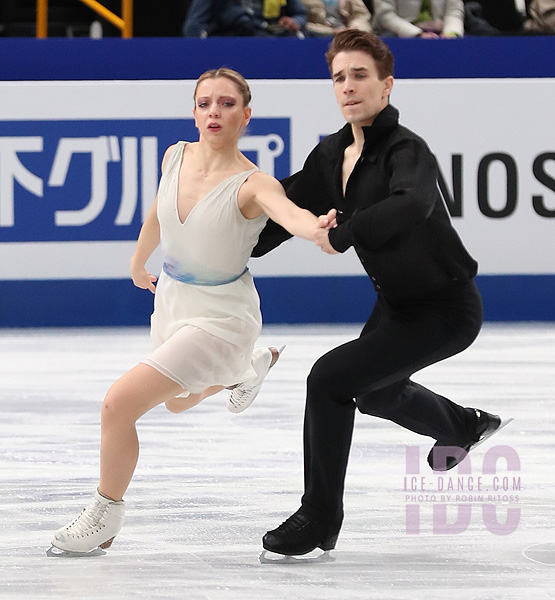 Victoria Manni & Carlo Roethlisberger (ITA)
