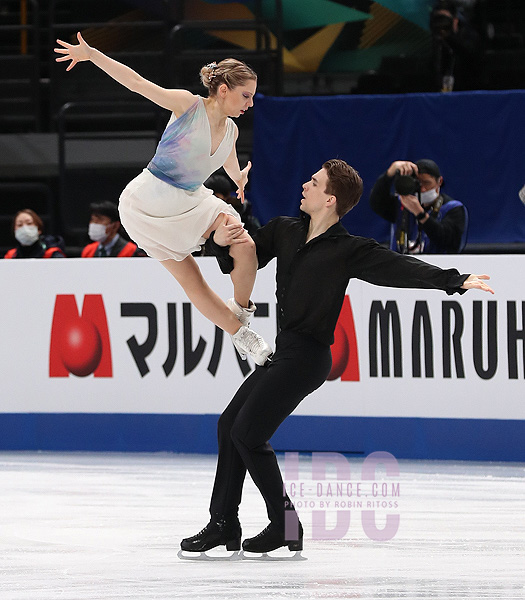 Victoria Manni & Carlo Roethlisberger (ITA)