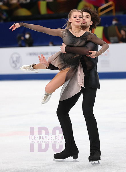 Maria Kazakova & Giorgi Reviya (GEO)