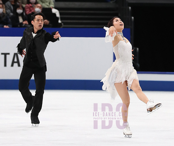 Kana Muramoto & Daisuke Takahashi (JPN)