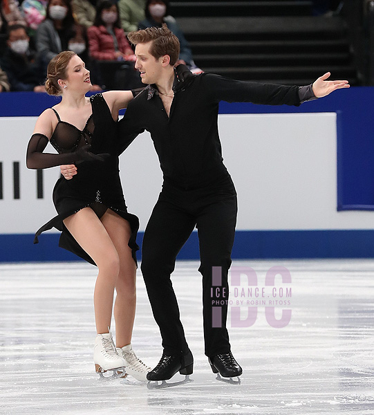 Christina Carreira & Anthony Ponomarenko (USA)