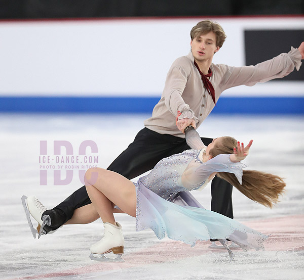 Leah Neset & Artem Markelov (USA)