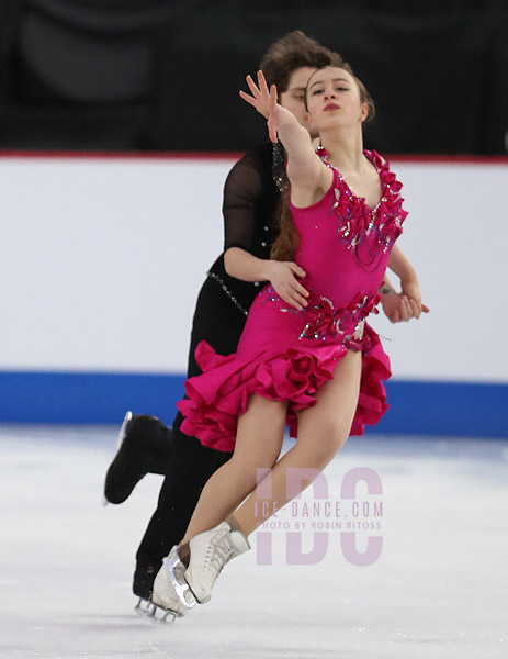 Maya Benkiewicz & Mark Shapiro (HUN)