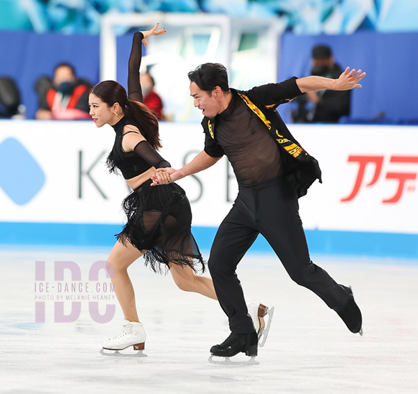 Kana Muramoto & Daisuke Takahashi (JPN)