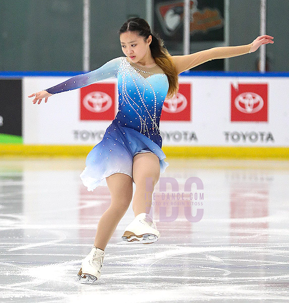 Victoria Hwang