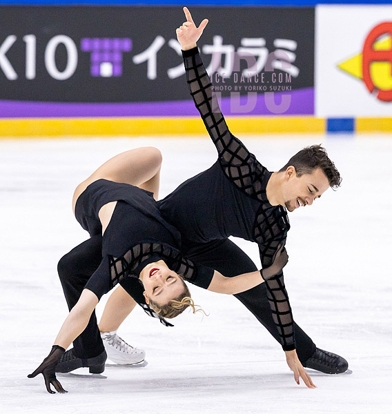 Marie Dupayage & Thomas Nabais (FRA)