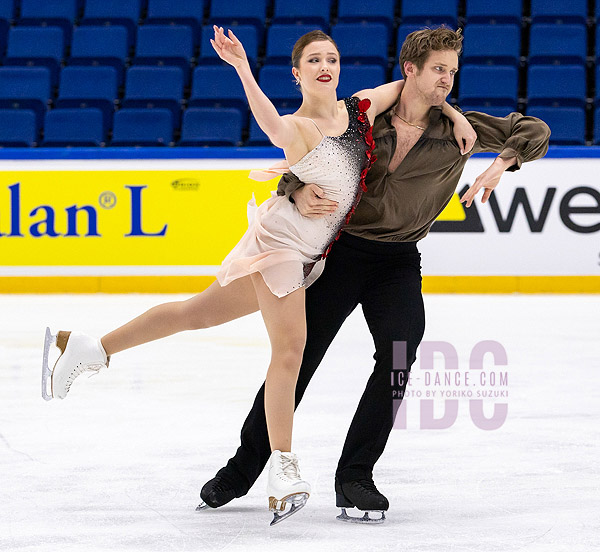 Christina Carreira & Anthony Ponomarenko (USA)