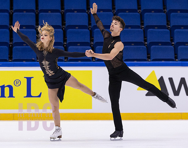 Marie Dupayage & Thomas Nabais (FRA)