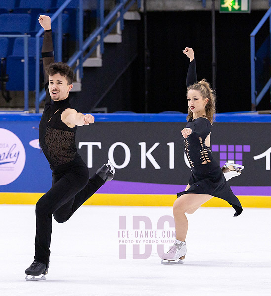 Marie Dupayage & Thomas Nabais (FRA)