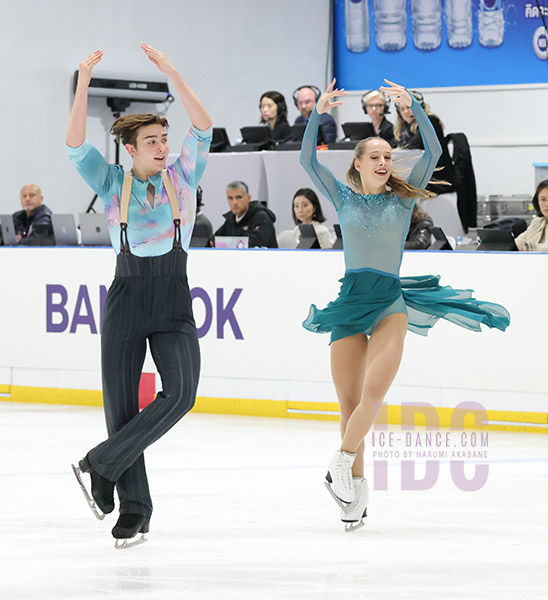 Layla Veillon & Alexander Brandys (CAN)