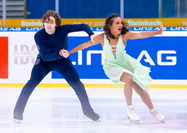 Hilda Taylor & Nolen Hickey (FIN)