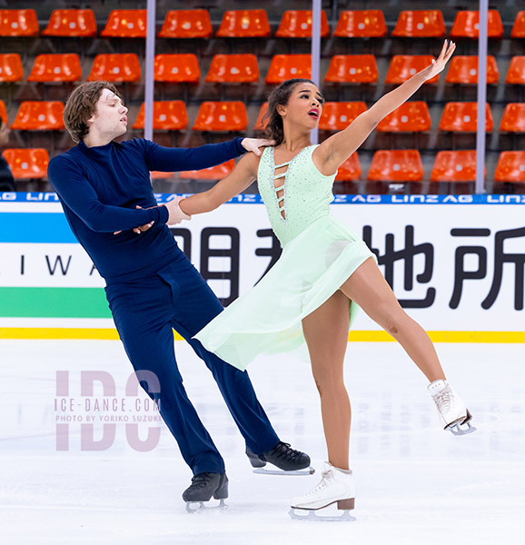 Hilda Taylor & Nolen Hickey (FIN)