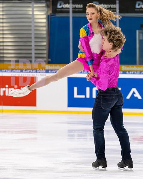 Caroline Mullen & Brendan Mullen (USA)