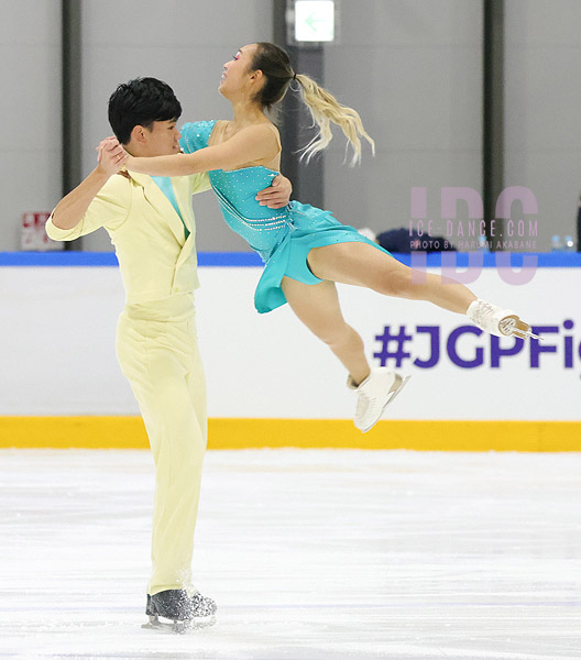 Chloe Nguyen & Brendan Giang (CAN)