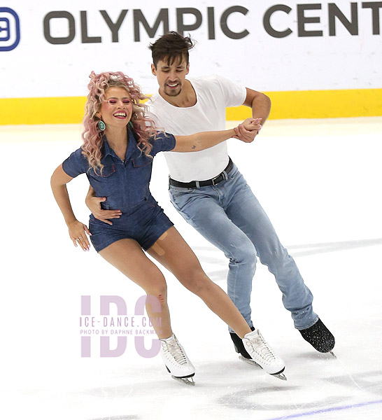 Molly Lanaghan & Dmitre Razgulajevs (CAN)
