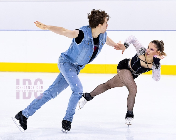 Victoria Manni & Carlo Roethlisberger (ITA)