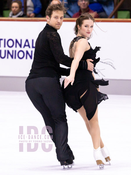 Christina Carreira & Anthony Ponomarenko (USA)