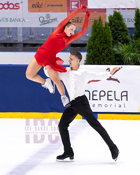 Maria Sofia Pucherova & Nikita Lysak (SVK)