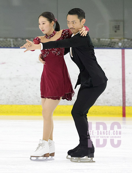Akari Kinoshita & Takahiko Tamura