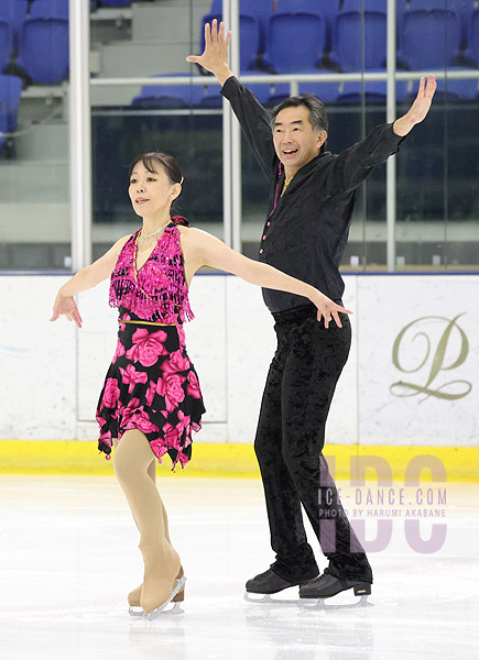 Naoko Taguchi & Kenji Taguchi