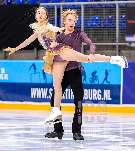 Cilla Laine & Urho Reina (FIN)