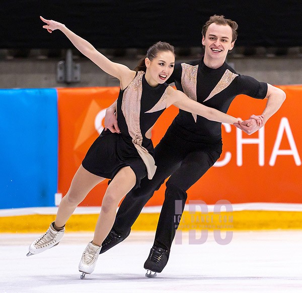 Gaukhar Nauryzova & Boyisangur Datiev (KAZ)
