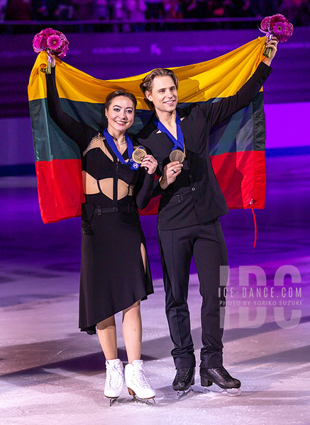 Allison Reed & Saulius Ambrulevicius (LTU)