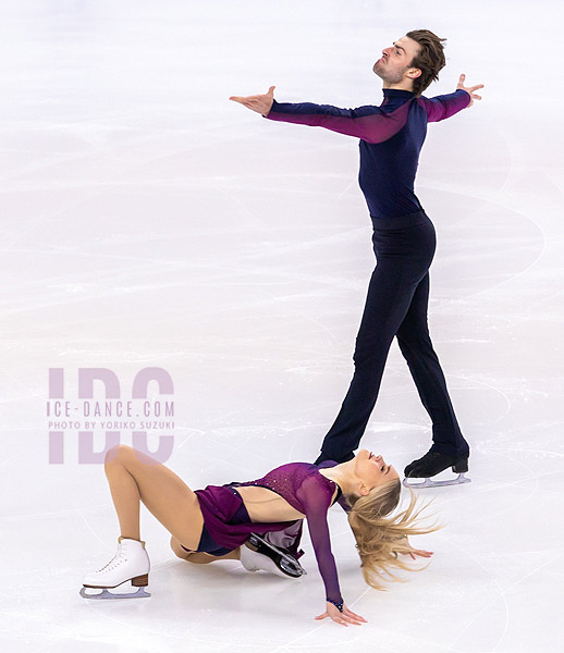 Phebe Bekker & James Hernandez (GBR)