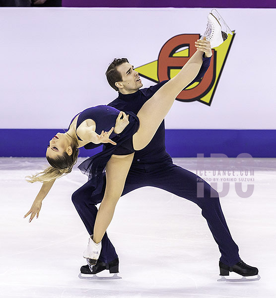 Victoria Manni & Carlo Roethlisberger (ITA)