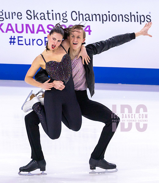 Adrienne Carhart & Oleksandr Kolosovskyi (AZE)