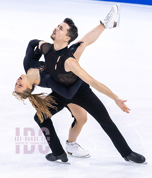 Marie Dupayage & Thomas Nabais (FRA)