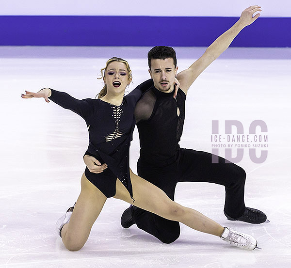 Marie Dupayage & Thomas Nabais (FRA)