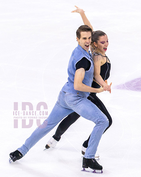 Victoria Manni & Carlo Roethlisberger (ITA)