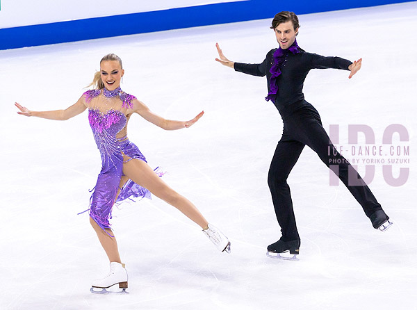 Phebe Bekker & James Hernandez (GBR)