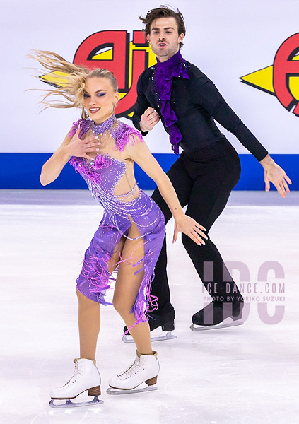 Phebe Bekker & James Hernandez (GBR)