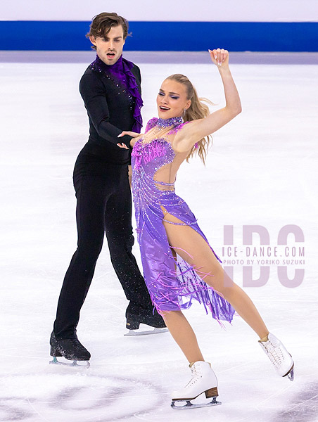 Phebe Bekker & James Hernandez (GBR)