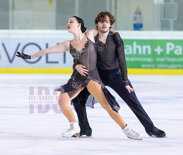 Emese Csiszer & Mark Shapiro (HUN)