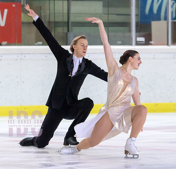 Adrienne Carhart & Oleksandr Kolosovskyi (AZE)
