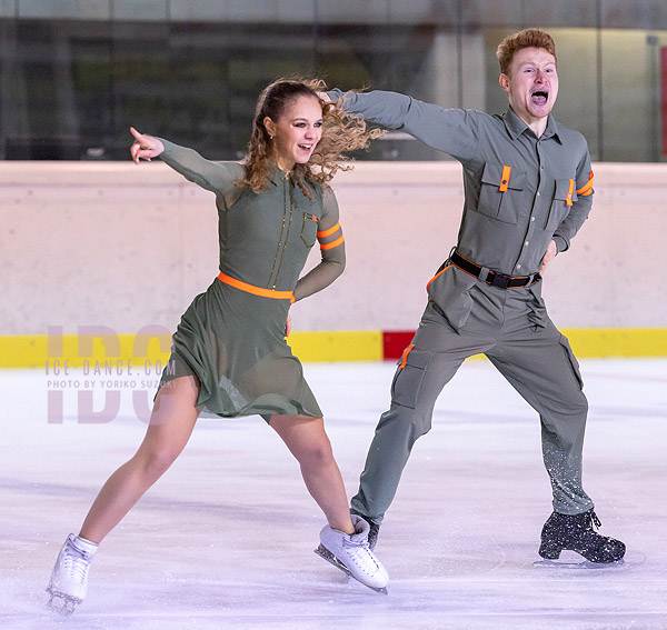 Anna Simova & Kirill Aksenov (SVK)