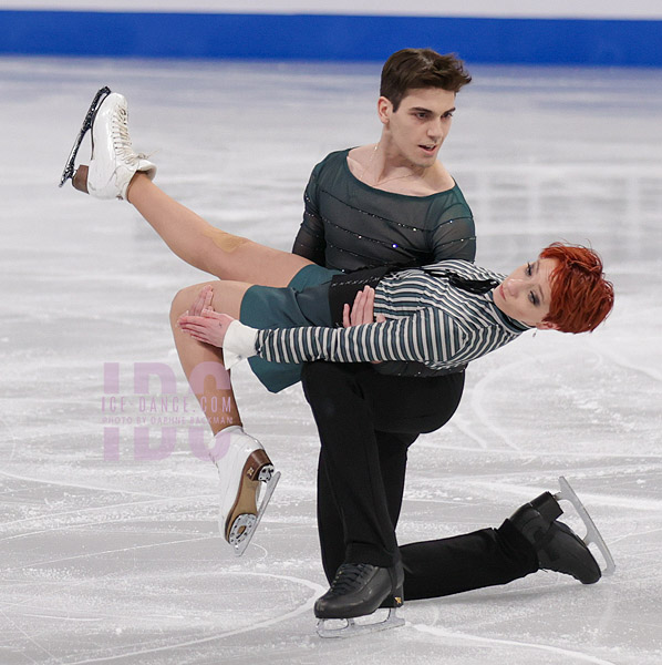 Evgeniia Lopareva & Geoffrey Brissaud (FRA)