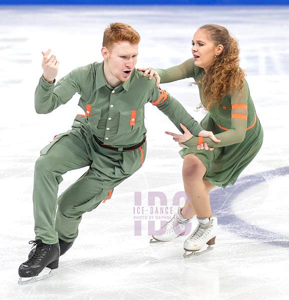 Anna Simova & Kirill Aksenov (SVK)