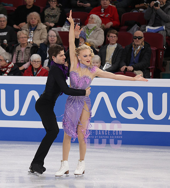 Phebe Bekker & James Hernandez (GBR)