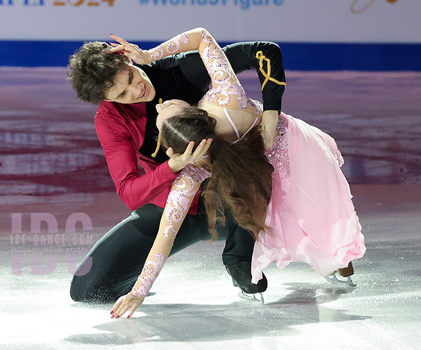 Darya Grimm & Mikhail Savitskiy (GER)