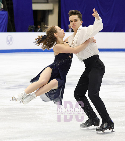 Sofiia Dovhal & Wiktor Kulesza (POL)