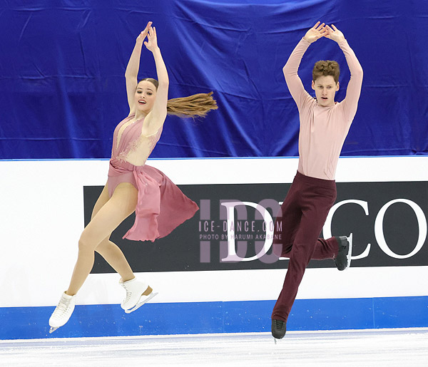 Alisa Korneva & Kieran MacDonald (CAN)