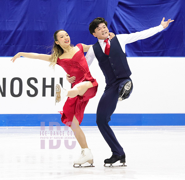Chloe Nguyen & Brendan Giang (CAN)