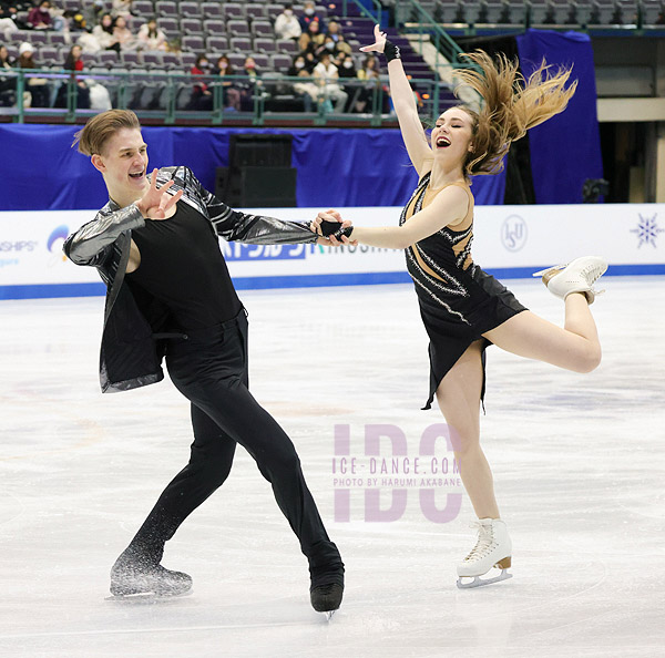 Iryna Pidgaina & Artem Koval (UKR)