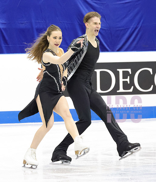 Iryna Pidgaina & Artem Koval (UKR)