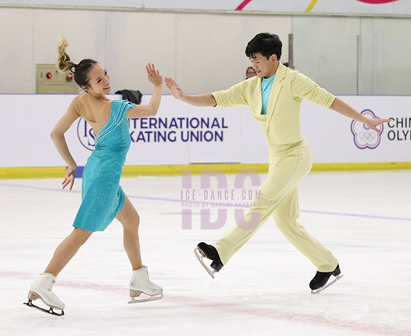 Chloe Nguyen & Brendan Giang (CAN)