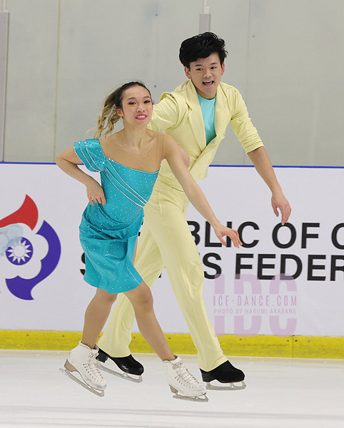 Chloe Nguyen & Brendan Giang (CAN)
